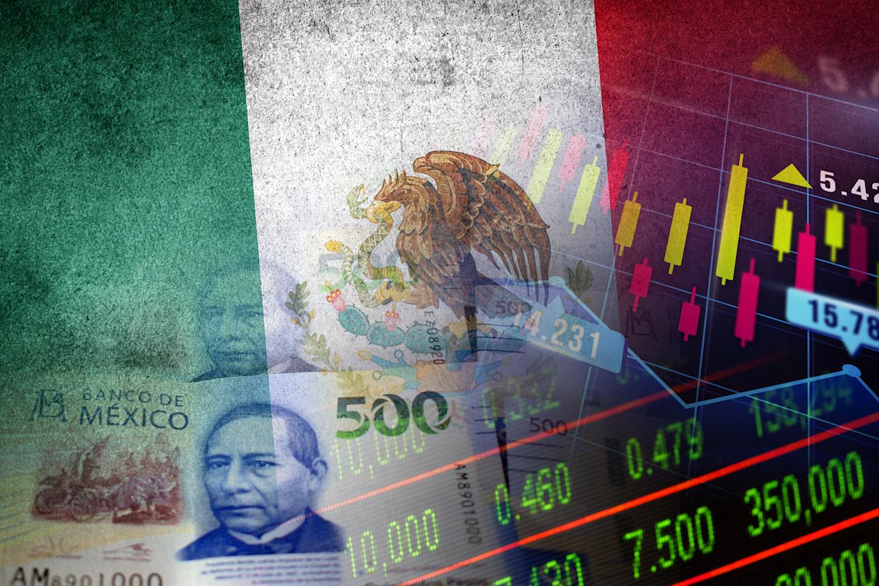 Peso mexicano se fortalece tras recorte de tasas del Banxico, pero persisten desafíos externos